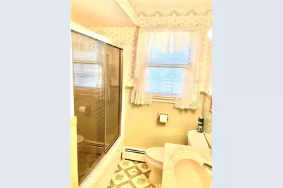 38 Balsam Road, South Kingstown, RI 02879 - Photo 9