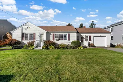 8 Wheeler Avenue, Bristol, RI 02809 - Photo 1