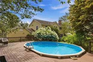 69 Carriage Dr, Portsmouth, RI 02871 - Photo 39