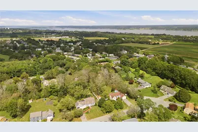 69 Carriage Drive, Portsmouth, RI 02871 - Photo 49