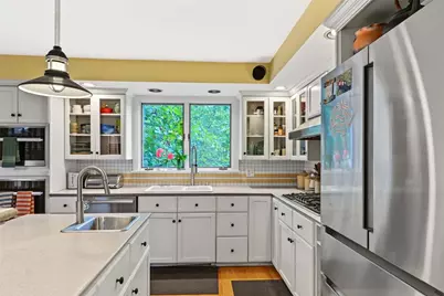 366 Morris Avenue, Providence, RI 02906 - Photo 15