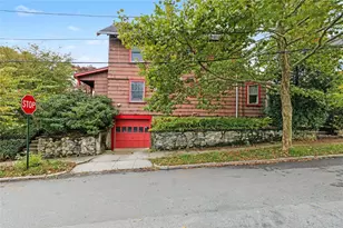 366 Morris Ave, Providence, RI 02906 - Photo 3