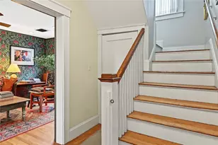366 Morris Ave, Providence, RI 02906 - Photo 29