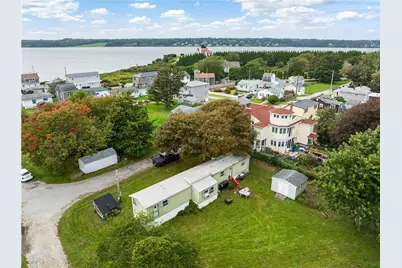 52 Ronnie Street, Tiverton, RI 02878 - Photo 5