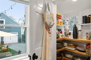 4 Friendship St, Newport, RI 02840 - Photo 15