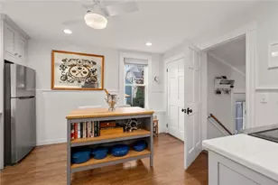 4 Friendship St, Newport, RI 02840 - Photo 13