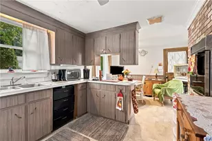 56 Ruth St, Woonsocket, RI 02895 - Photo 11