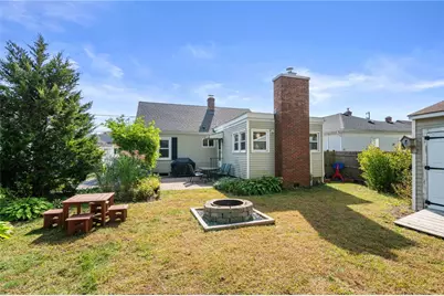 384 Vine Street, Pawtucket, RI 02861 - Photo 21