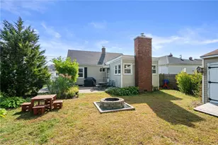 384 Vine St, Pawtucket, RI 02861 - Photo 21