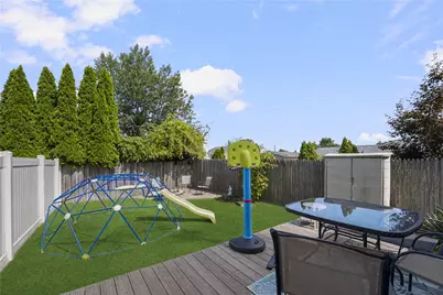 298 Grosvenor Avenue, East Providence, RI 02914 - Photo 33