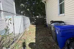 287 Sayles St, Providence, RI 02905 - Photo 3