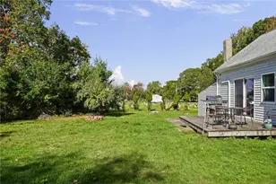 12 Freemont St, West Warwick, RI 02893 - Photo 31