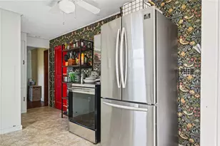 12 Freemont St, West Warwick, RI 02893 - Photo 5