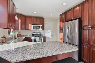 484 Oliphant Lane, Middletown, RI 02842 - Photo 19