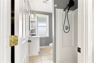 884 River Ave, Providence, RI 02908 - Photo 5