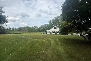 425 Hope Rd, Cranston, RI 02921 - Photo 15