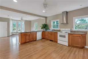 53 Burton St, Bristol, RI 02809 - Photo 7