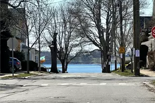 53 Burton St, Bristol, RI 02809 - Photo 3