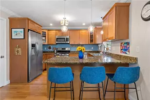 53 Vine St, East Greenwich, RI 02818 - Photo 5