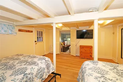 12 Draper Avenue, Middletown, RI 02842 - Photo 29