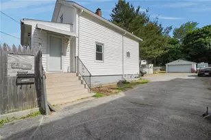 56 Henrietta St, Providence, RI 02904 - Photo 1