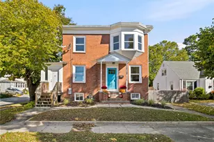 53 Edgewood Ave, Cranston, RI 02905 - Photo 27