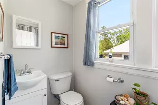 53 Edgewood Ave, Cranston, RI 02905 - Photo 13
