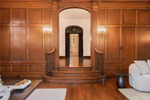 330 Freeman Pkwy, Providence, RI 02906 - Photo 3