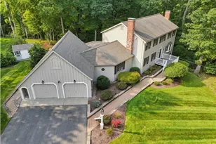 1 Kings Row, Cumberland, RI 02864 - Photo 3