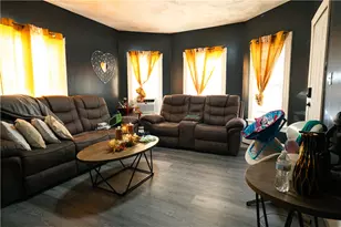 9 Steuben St, Providence, RI 02909 - Photo 13