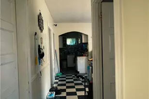 9 Steuben St, Providence, RI 02909 - Photo 21