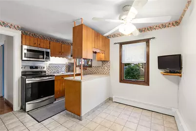 35 King Road, Middletown, RI 02842 - Photo 9