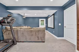 427 Log Rd, Smithfield, RI 02917 - Photo 37