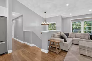 427 Log Rd, Smithfield, RI 02917 - Photo 5