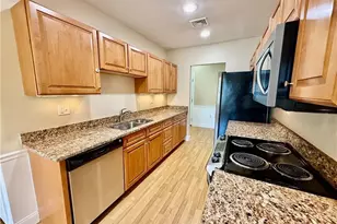 70 Turner St, Warwick, RI 02886 - Photo 5