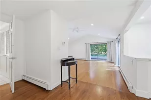 7 White Birch Rd, Cranston, RI 02920 - Photo 7