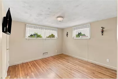 157 Shenandoah Road, Warwick, RI 02886 - Photo 7