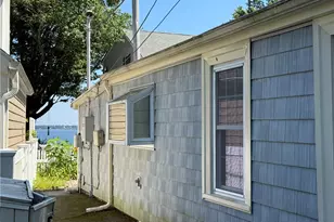 117 Namquid Dr, Warwick, RI 02888 - Photo 21