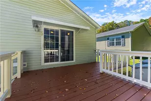 26 Bluebird Dr, Tiverton, RI 02878 - Photo 23