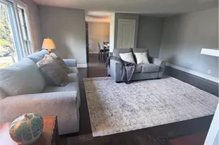 15 Sarah Teft Dr, Warwick, RI 02889 - Photo 5