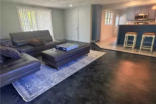 15 Sarah Teft Dr, Warwick, RI 02889 - Photo 17