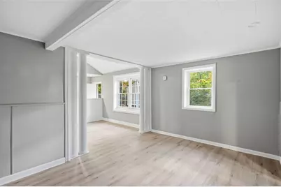 15 Pawtucket Avenue, Glocester, RI 02814 - Photo 9