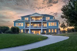 459 Vanderbilt Ln, Portsmouth, RI 02871 - Photo 1