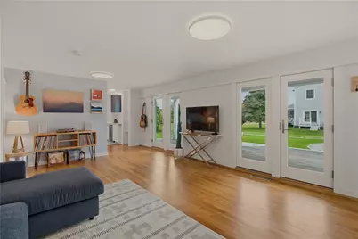 8 Judson Avenue, Portsmouth, RI 02871 - Photo 5