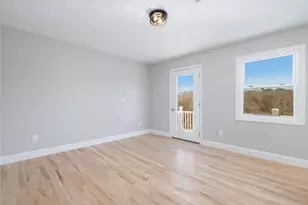 36 Kinnicutt Ave, Warren, RI 02885 - Photo 13