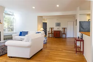 421 Bellevue Ave, Newport, RI 02840 - Photo 15