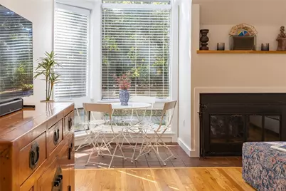 421 Bellevue Avenue #2D, Newport, RI 02840 - Photo 3