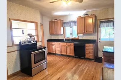 26 Collins Street, Woonsocket, RI 02895 - Photo 3