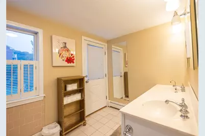 1682 Douglas Avenue, North Providence, RI 02904 - Photo 29