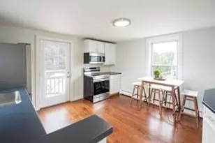 16 Pond Ave, Newport, RI 02840 - Photo 3